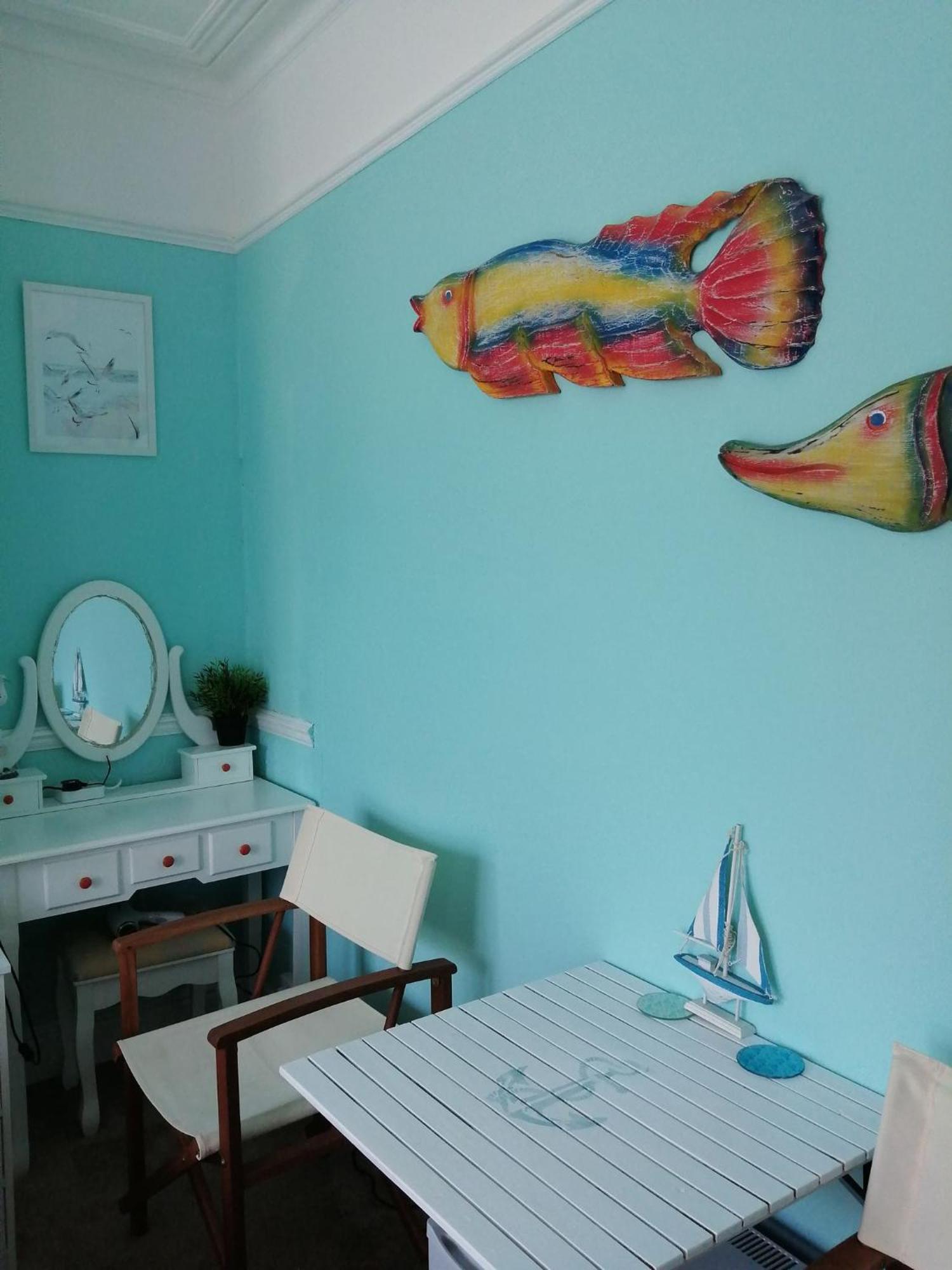 Happy Seaside Days In Combe Martin, Devon Apartment Room photo