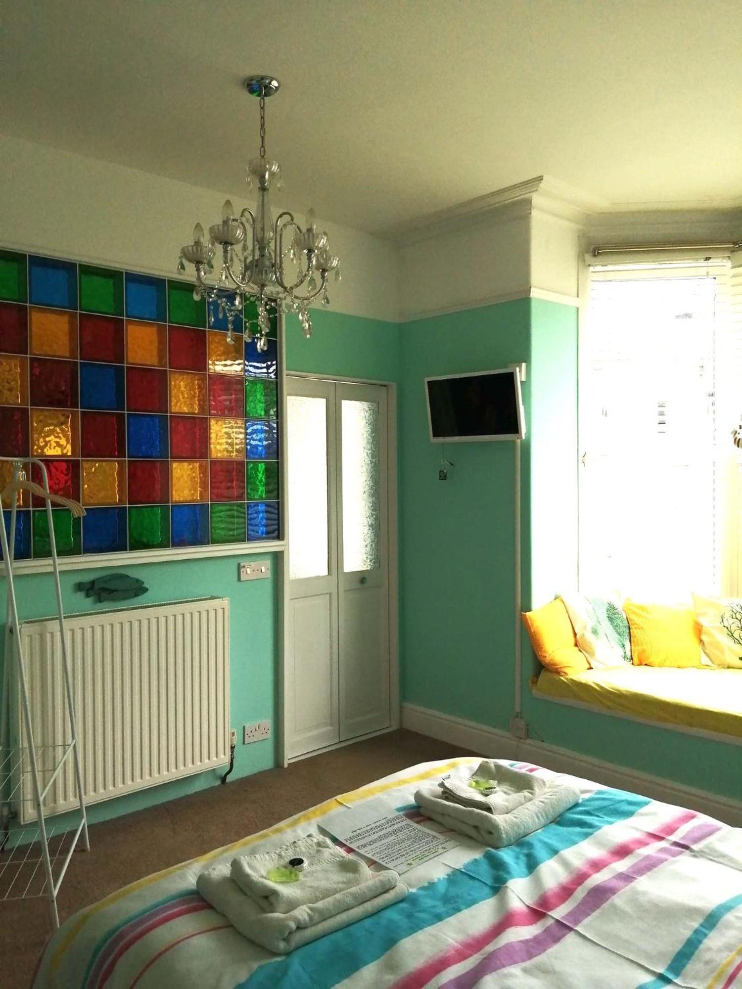Happy Seaside Days In Combe Martin, Devon Apartment Room photo