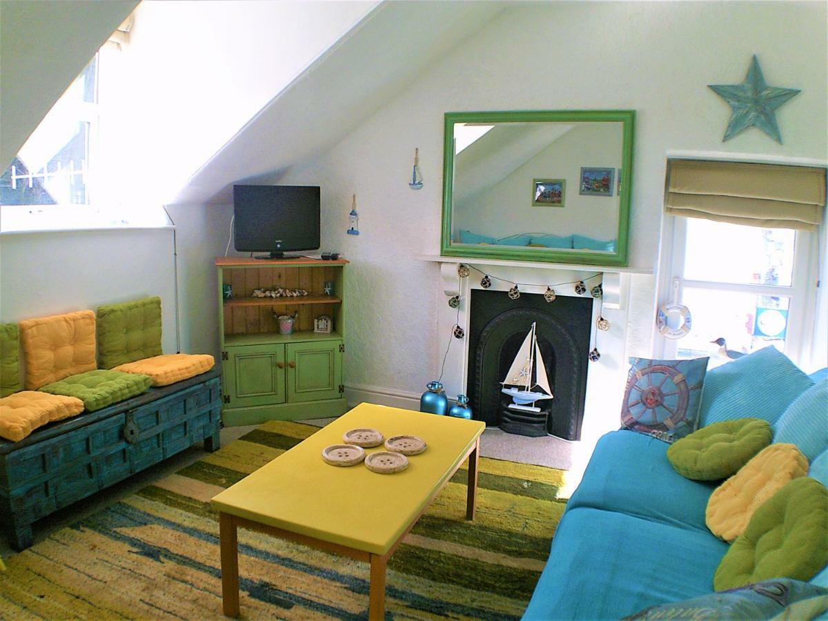 Happy Seaside Days In Combe Martin, Devon Apartment Exterior photo