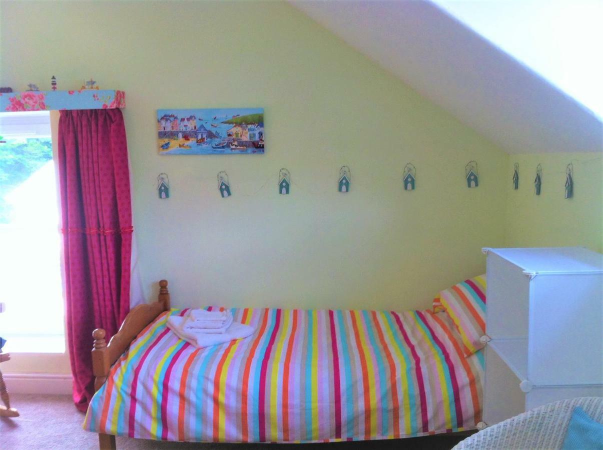 Happy Seaside Days In Combe Martin, Devon Apartment Exterior photo